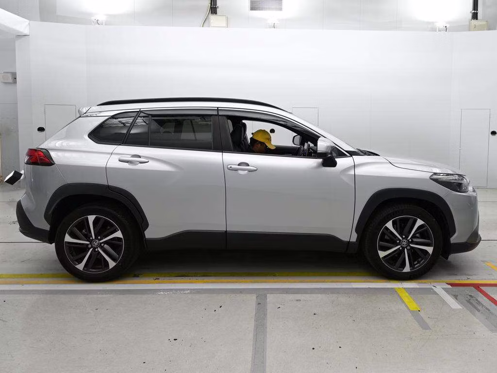 TOYOTA COROLLA CROSS
