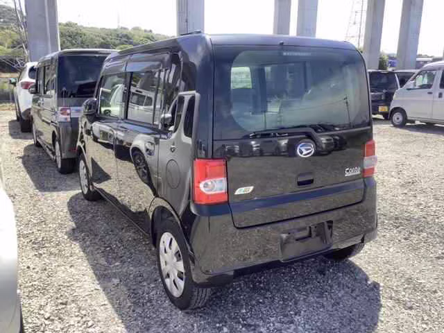 DAIHATSU MOVE CONTE