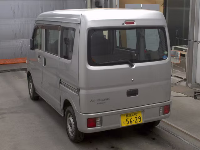 MITSUBISHI MINICAB