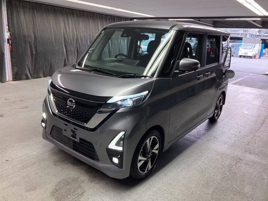 NISSAN ROOX