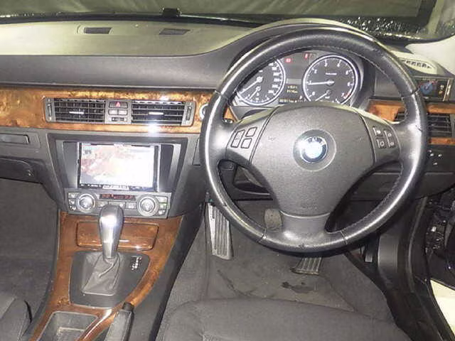BMW 3-SERIES