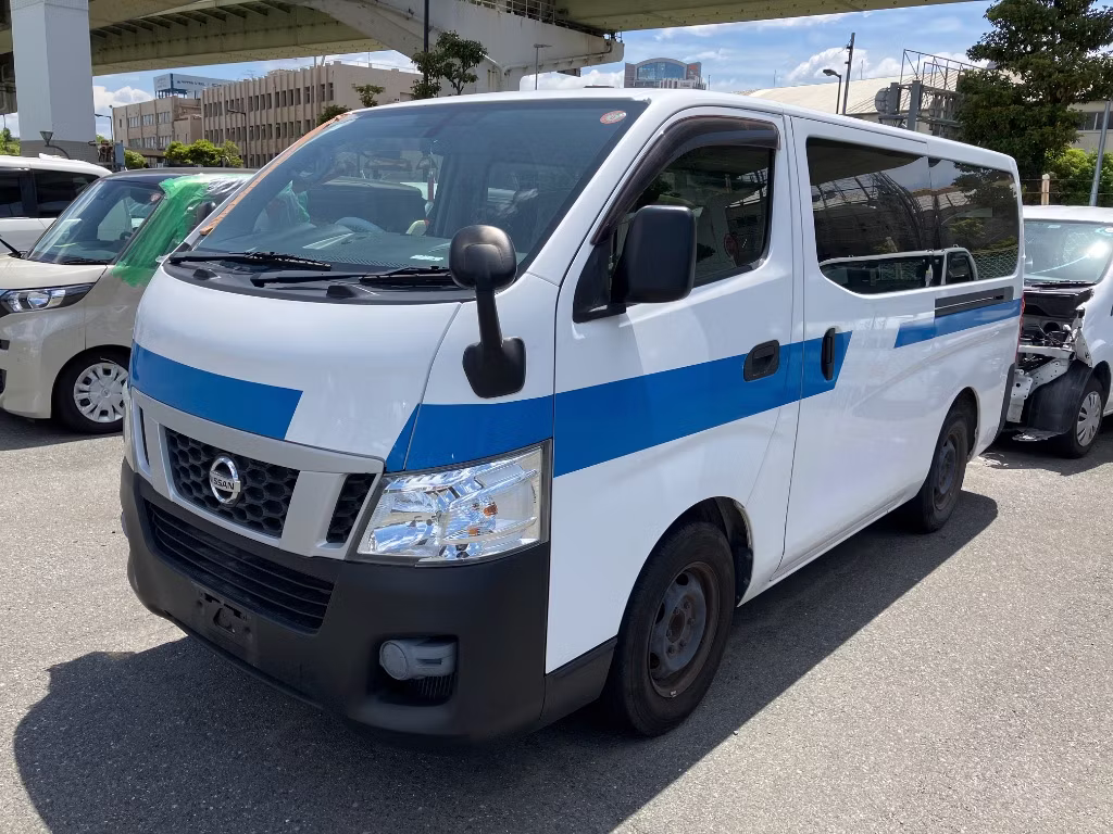 NISSAN NV350 CARAVAN
