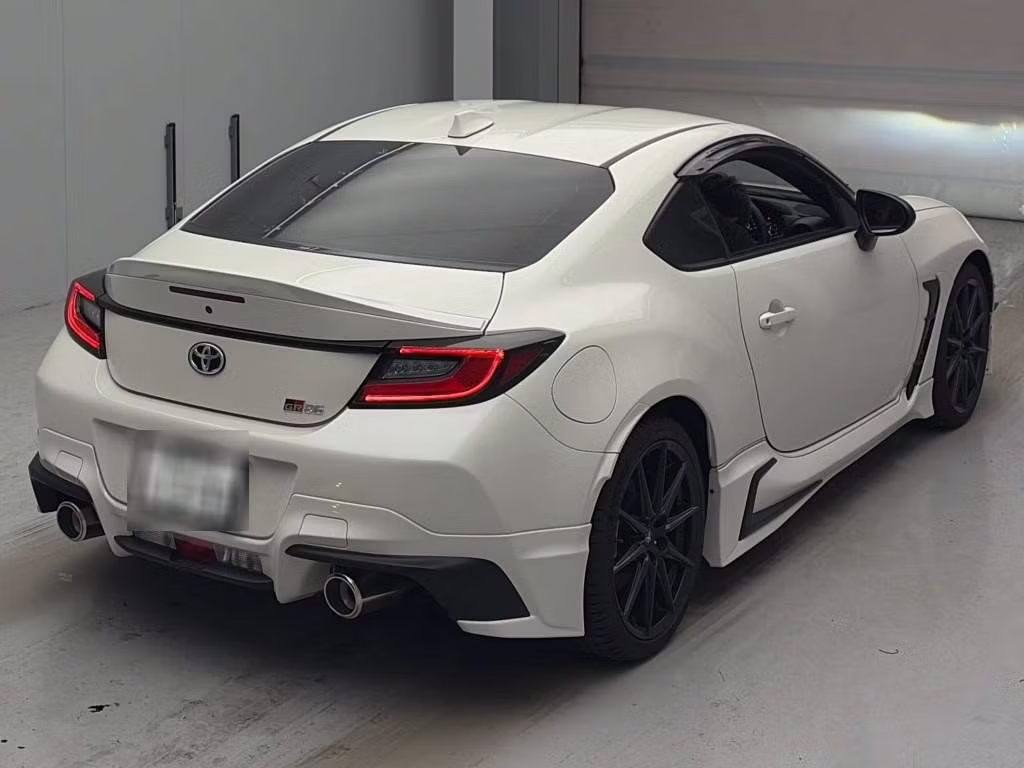 TOYOTA GR 86