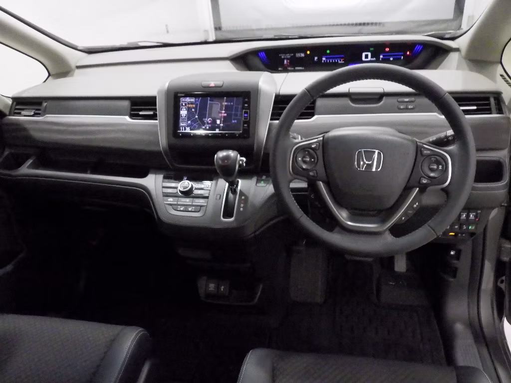 HONDA FREED+