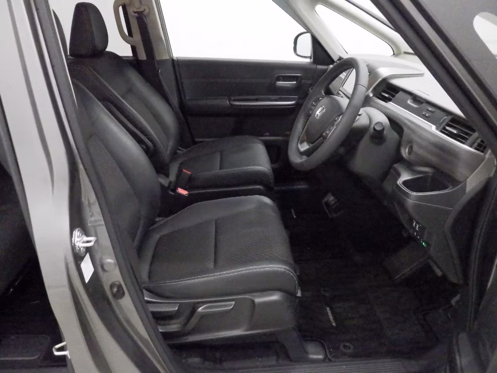 HONDA FREED+
