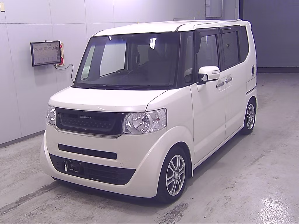 HONDA N-BOX+