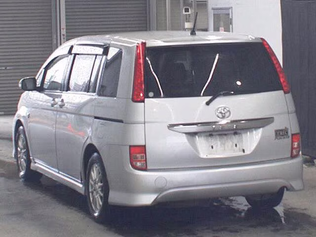 TOYOTA ISIS