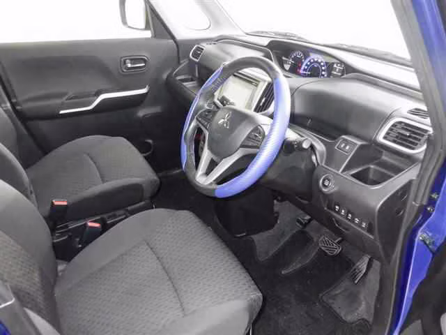 MITSUBISHI DELICA D:2