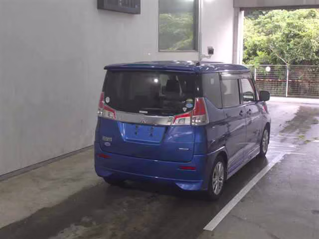 MITSUBISHI DELICA D:2