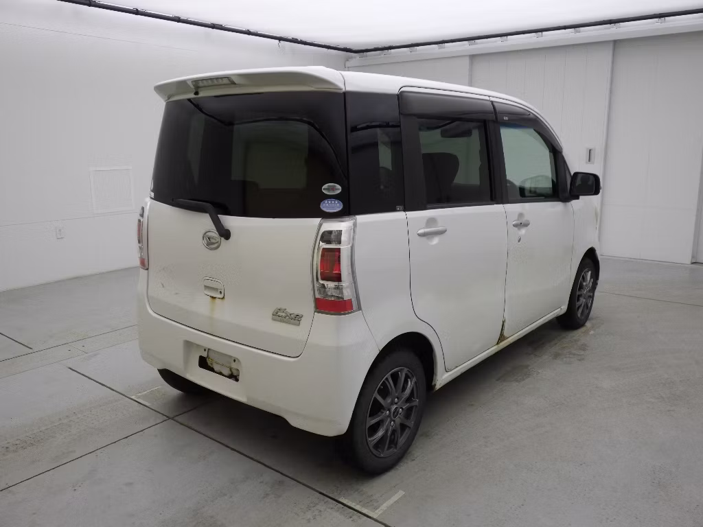 DAIHATSU TANTO EXE