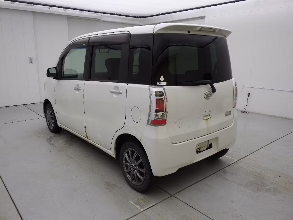 DAIHATSU TANTO EXE