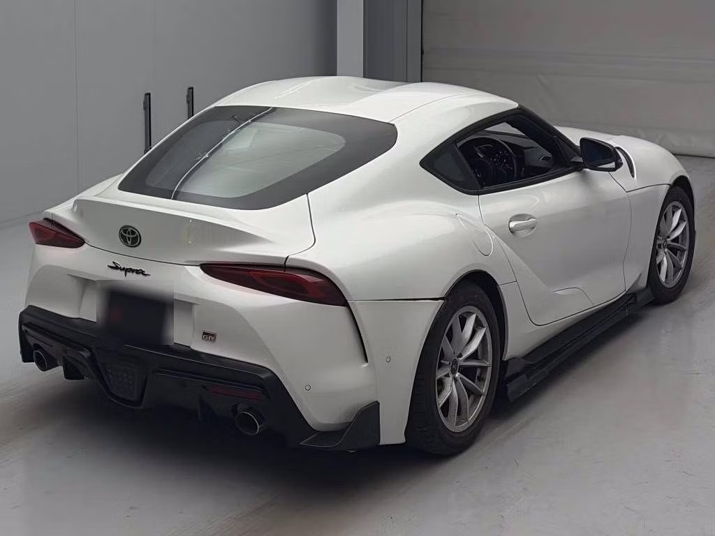TOYOTA SUPRA