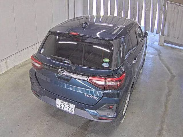 DAIHATSU ROCKY