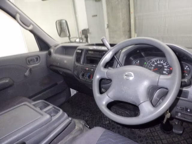 NISSAN CARAVAN