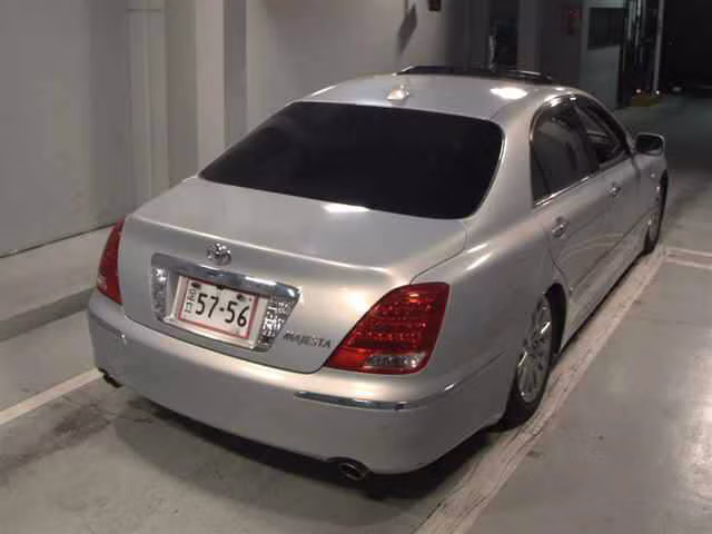 TOYOTA CROWN MAJESTA
