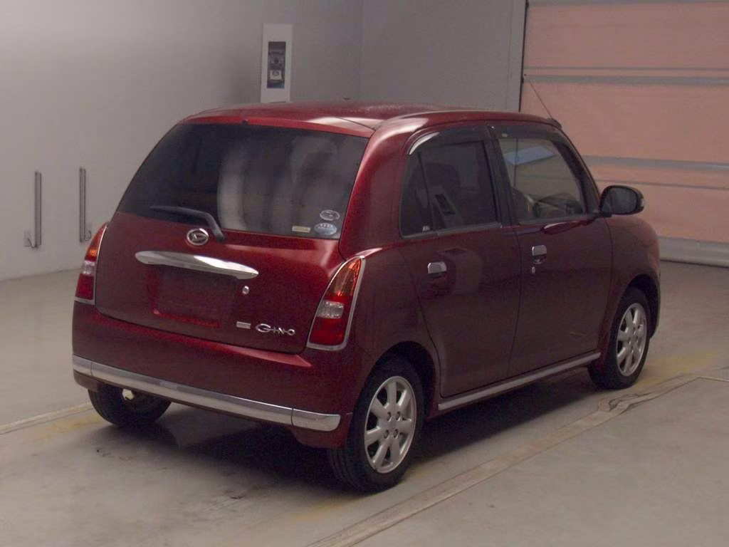 DAIHATSU MIRA GINO