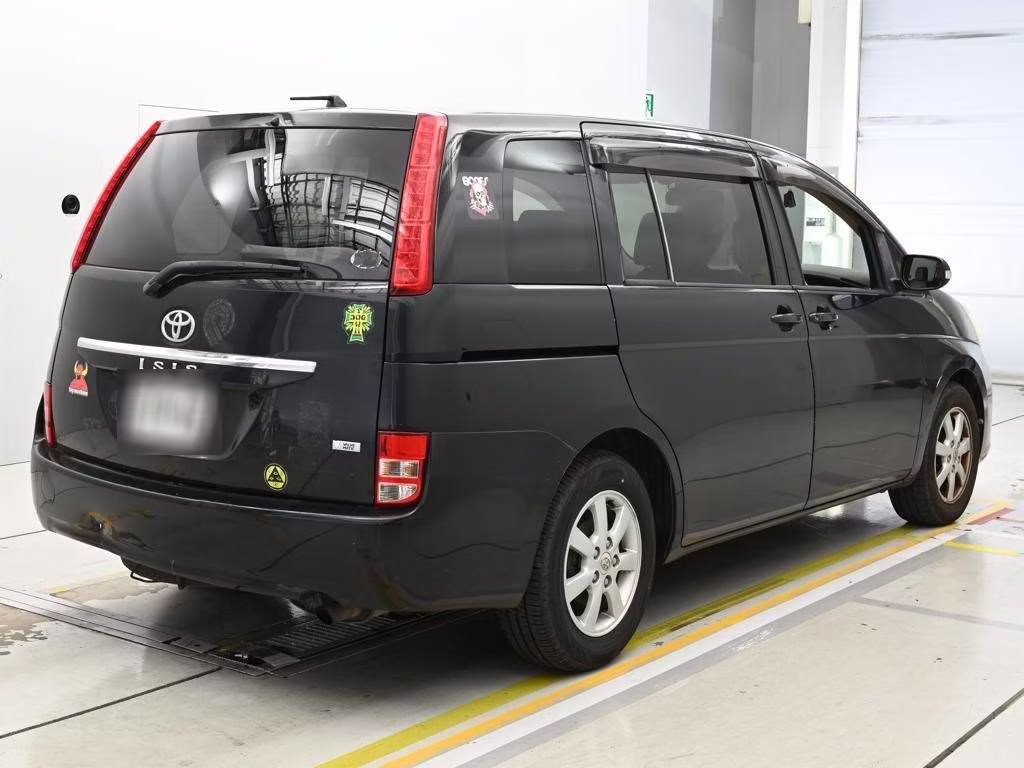 TOYOTA ISIS