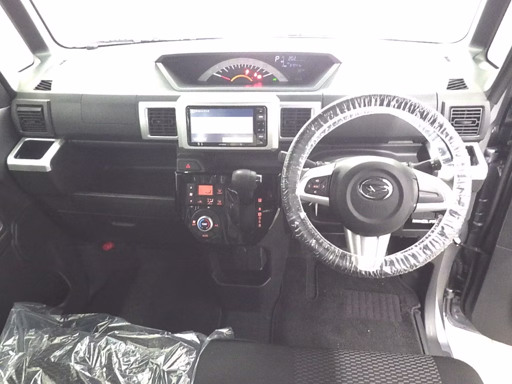 DAIHATSU WAKE