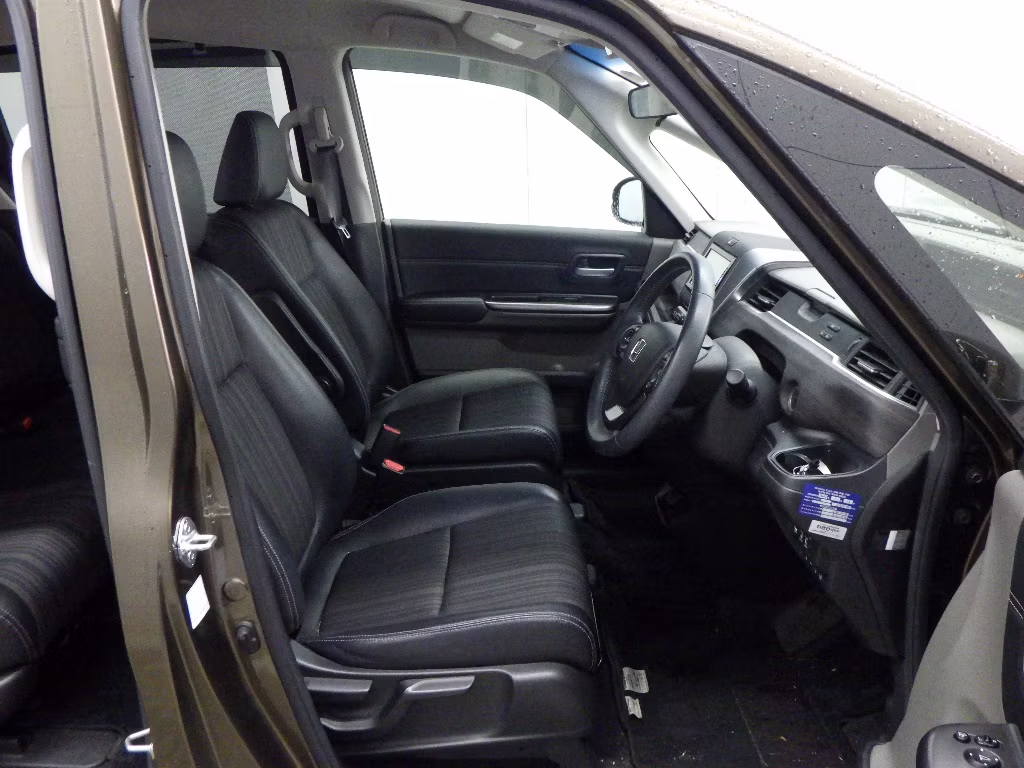 HONDA FREED+