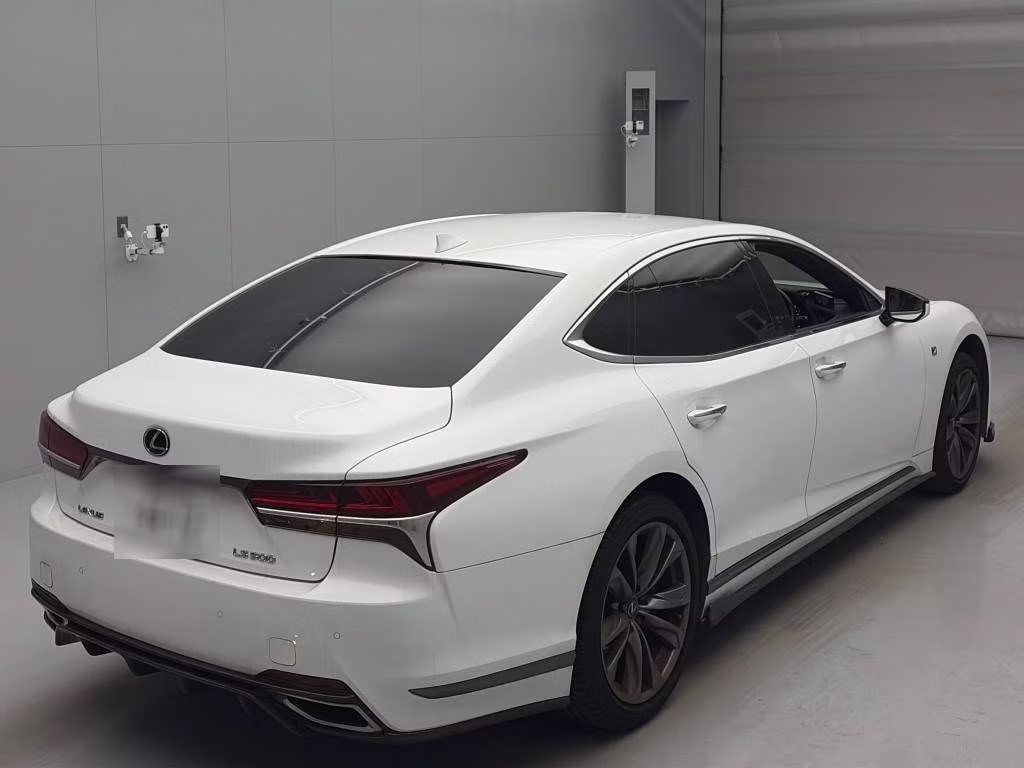 LEXUS LS500