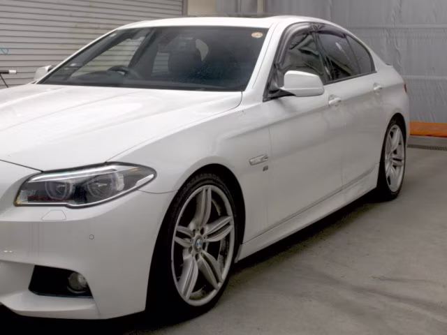 BMW 5-SERIES