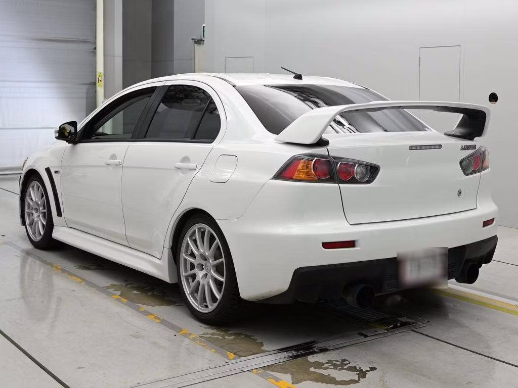 MITSUBISHI LANCER EVOLUTION
