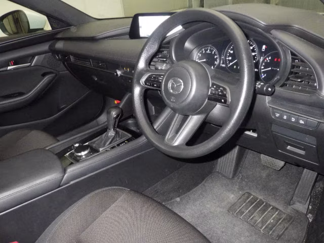 MAZDA MAZDA3
