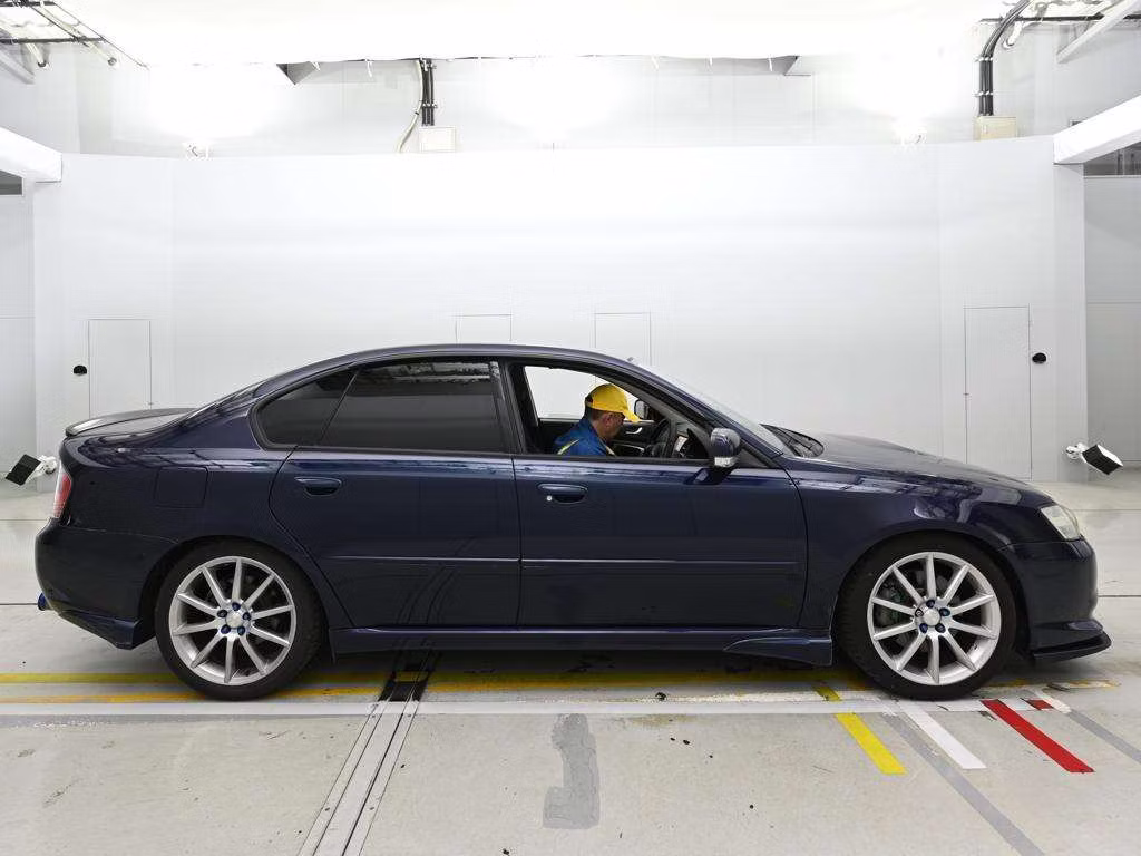 SUBARU LEGACY B4