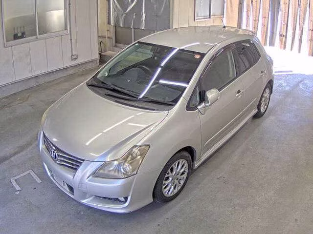 TOYOTA BLADE