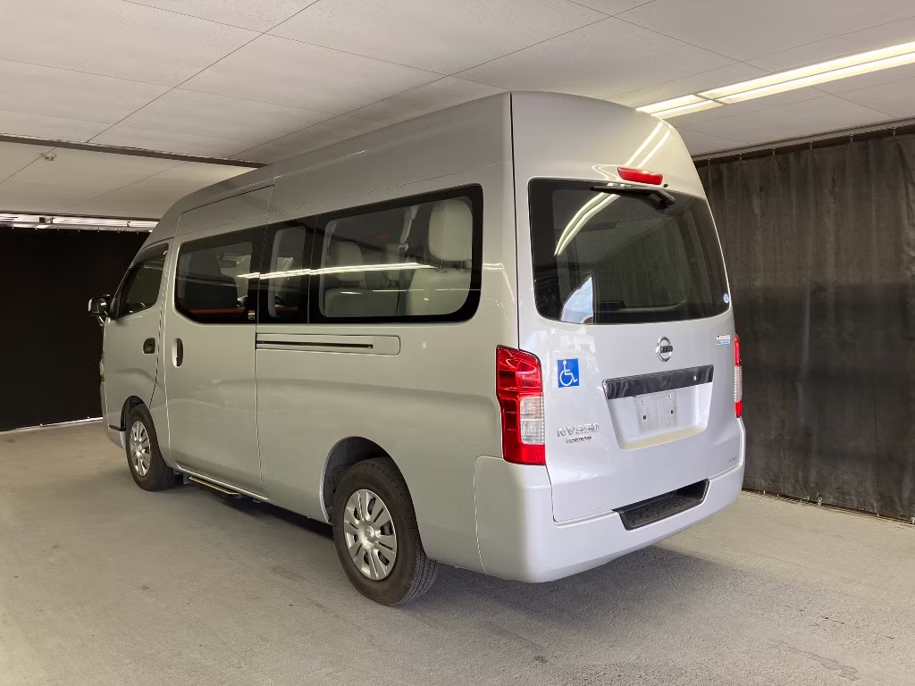 NISSAN NV350 CARAVAN