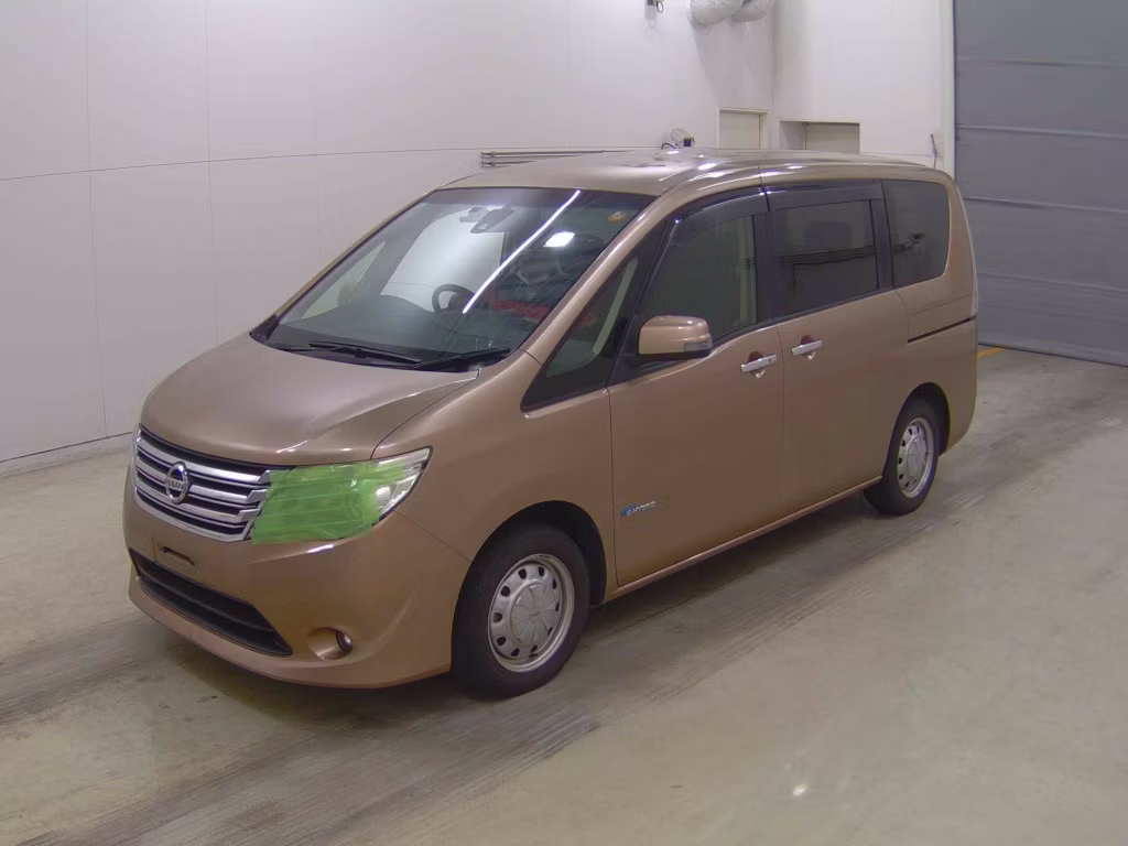 NISSAN SERENA