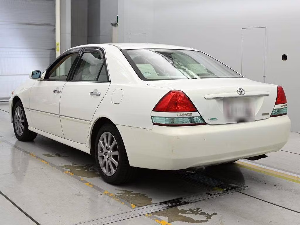 TOYOTA MARK II