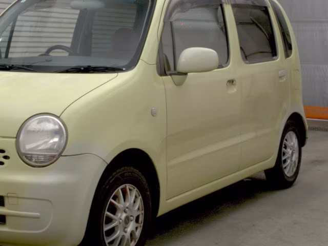 DAIHATSU MOVE LATTE