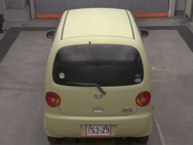 DAIHATSU MOVE LATTE