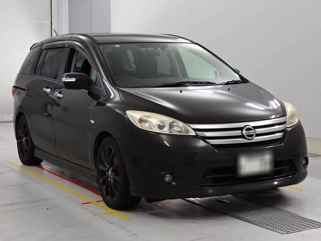 NISSAN LAFESTA
