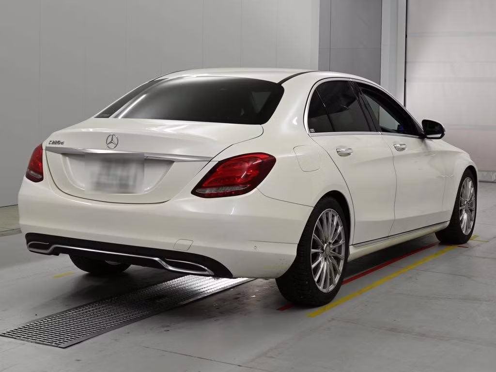 MERCEDES-BENZ C-CLASS