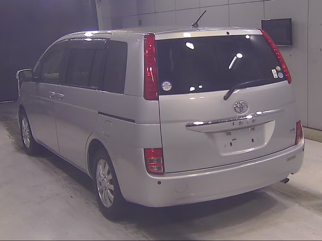 TOYOTA ISIS