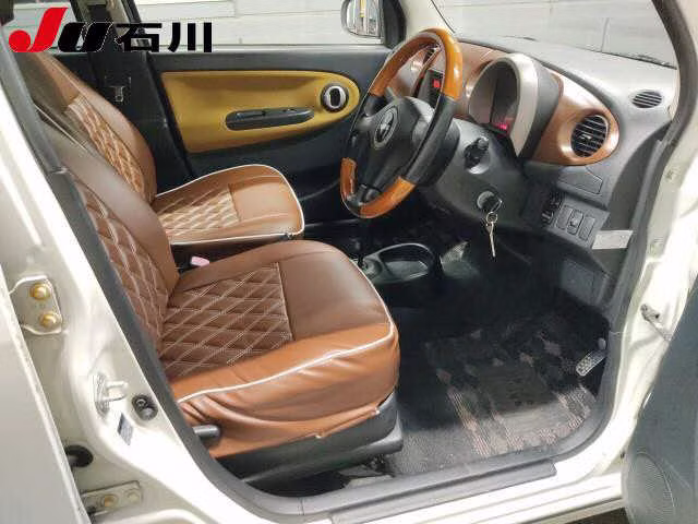 DAIHATSU MIRA GINO