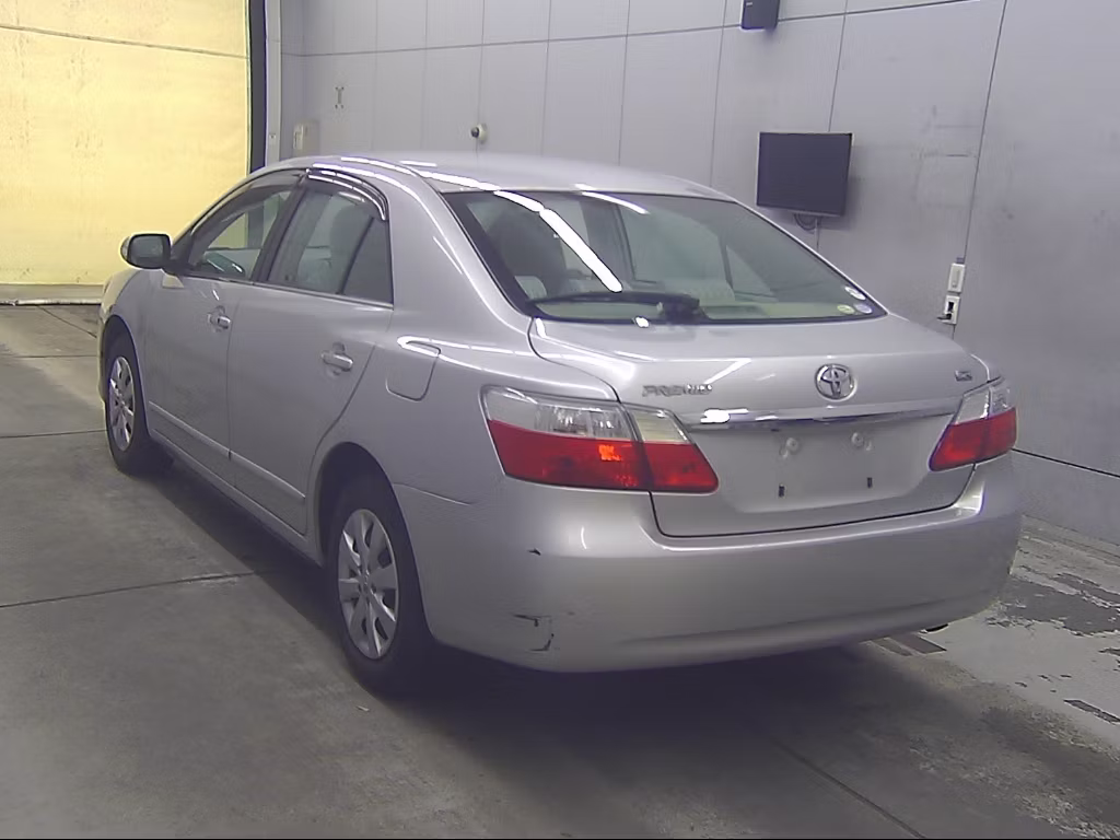 TOYOTA PREMIO