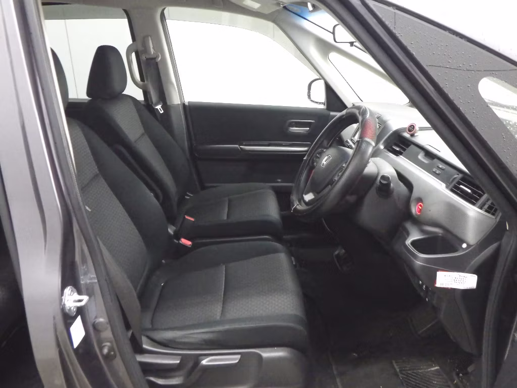 HONDA FREED+