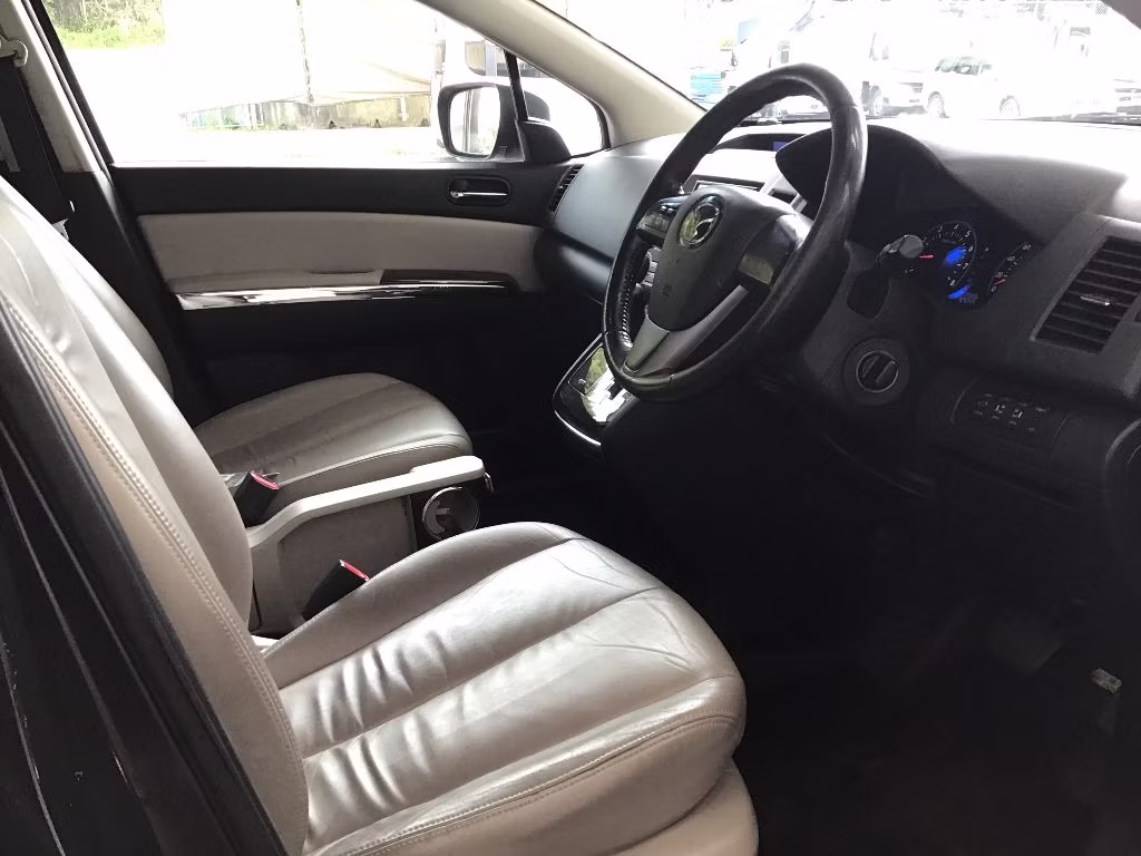 MAZDA MPV