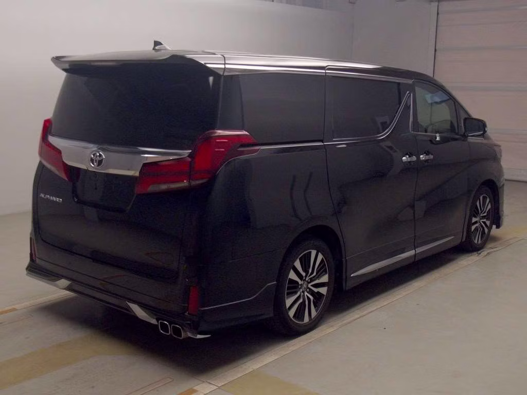 TOYOTA ALPHARD