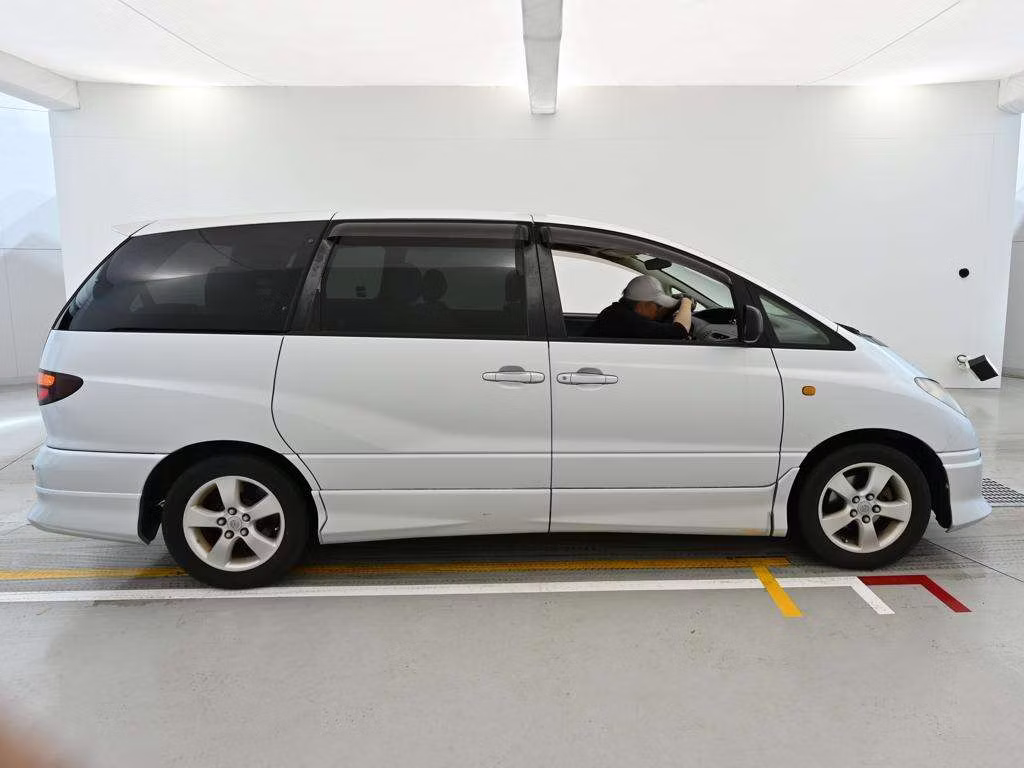 TOYOTA ESTIMA