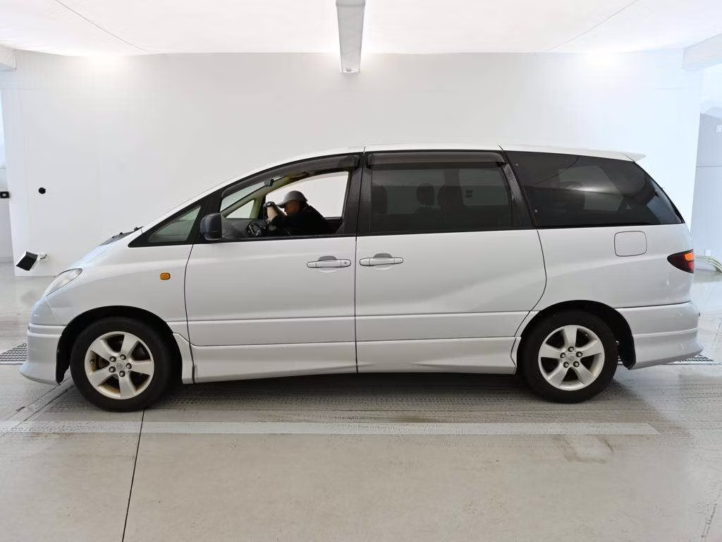 TOYOTA ESTIMA