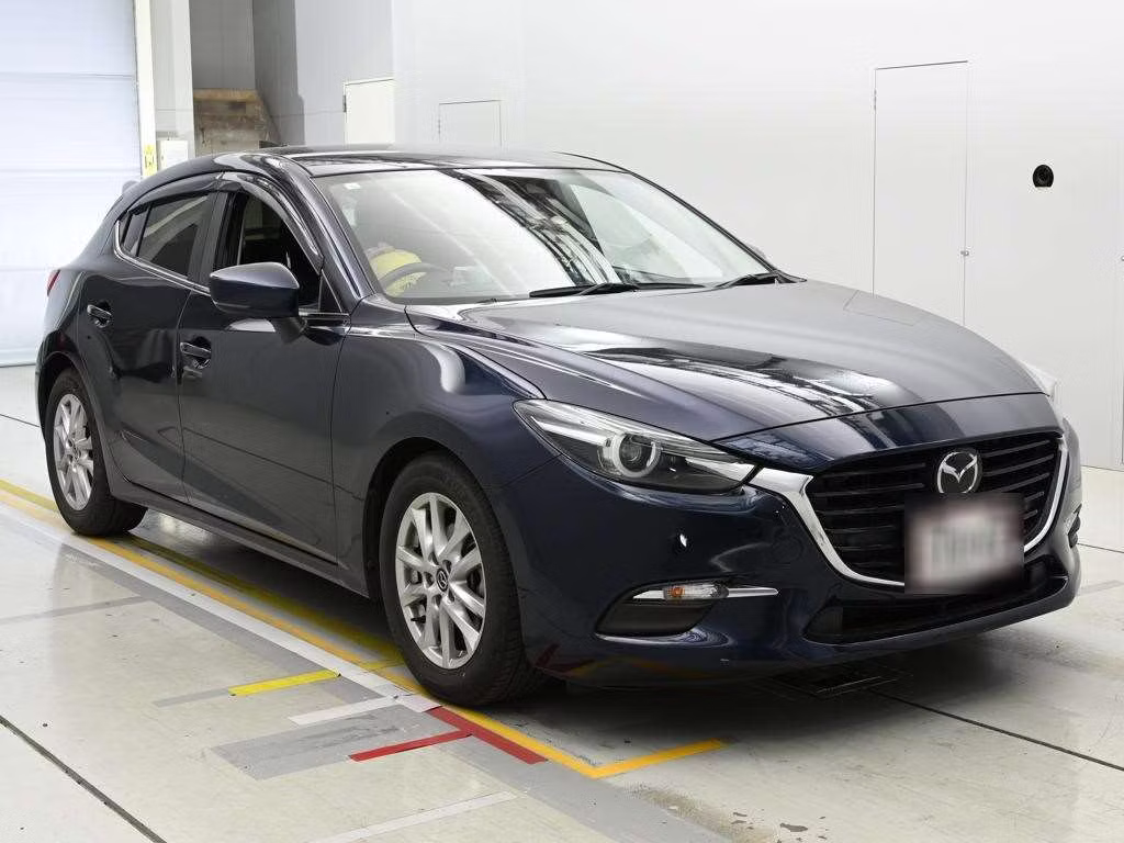 MAZDA AXELA