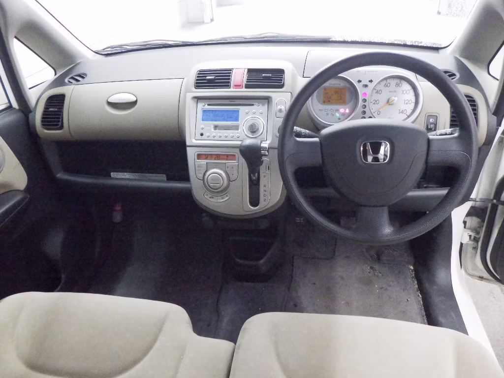 HONDA LIFE