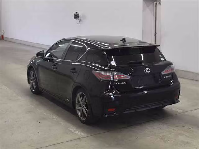 LEXUS CT200H