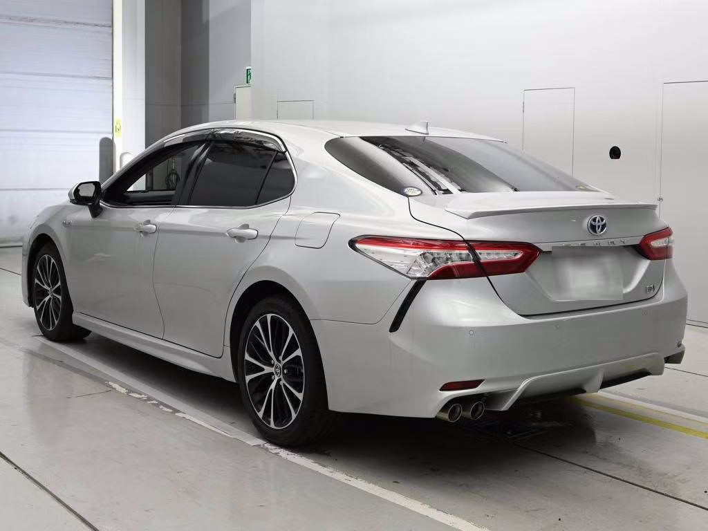 TOYOTA CAMRY