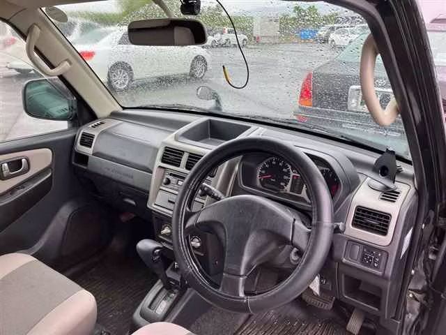 MITSUBISHI PAJERO MINI