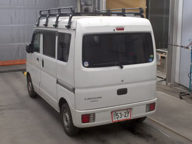 MITSUBISHI MINICAB